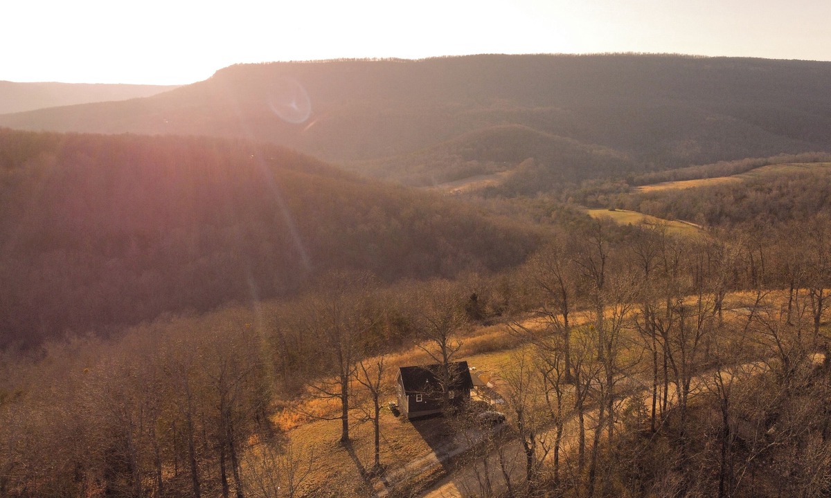 Newton County Cabin | Secluded Wellness Cabin: Sauna, Hot Tub & Views