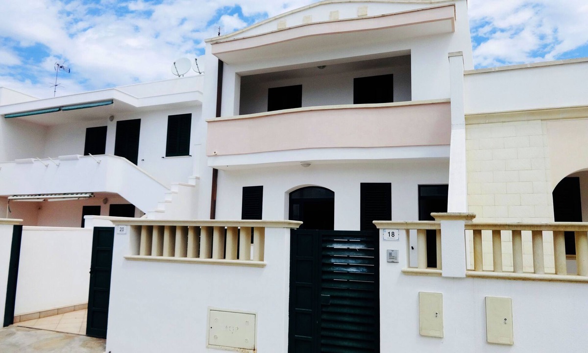 Lido Marini Apartment | Second floor at 300mt. sand from 4 places
