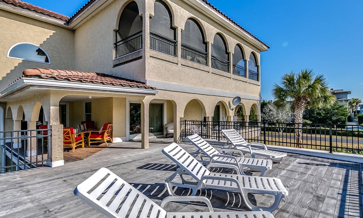 Debordieu Colony House | Second Row, Steps away from the Ocean, Pool Table, Large Sun Deck
