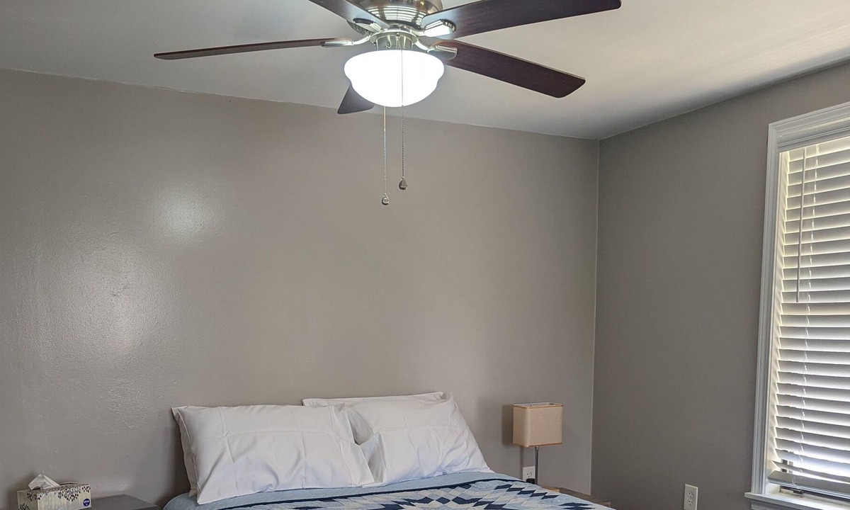 Lafayette Apartment | Second story Guest house