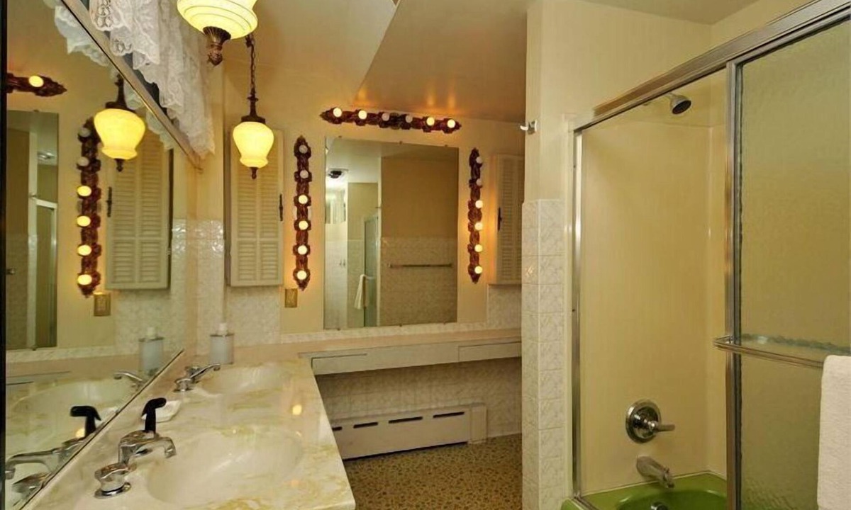 Clearfield Apartment | Second Street Suite