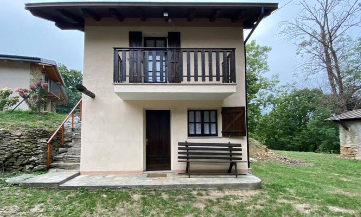 San Damiano Macra House | Secou d'Fredu - the house in the woods
