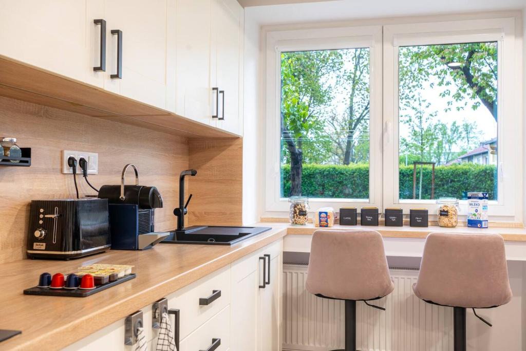 Strasnice Apartment | Secret Garden Studio