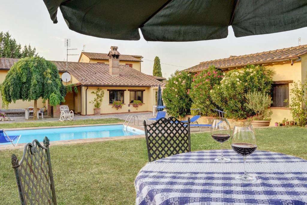 Lucignano Apartment | Secret Haven