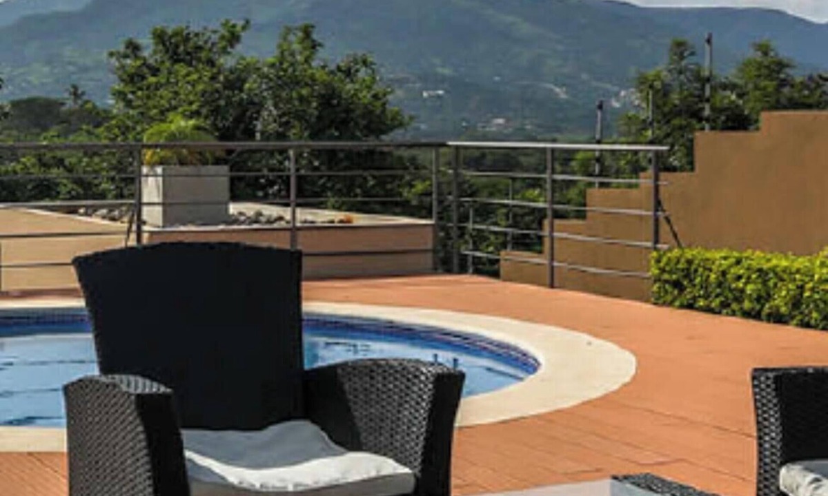 Guacima Apartment | Secure Central Valley Escape Near SJO + 27 Ideal for Families Modern Convenience