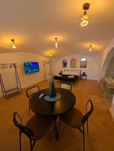 San Ferdinando House | Segreto Borbonico - Piazza del Plebiscito