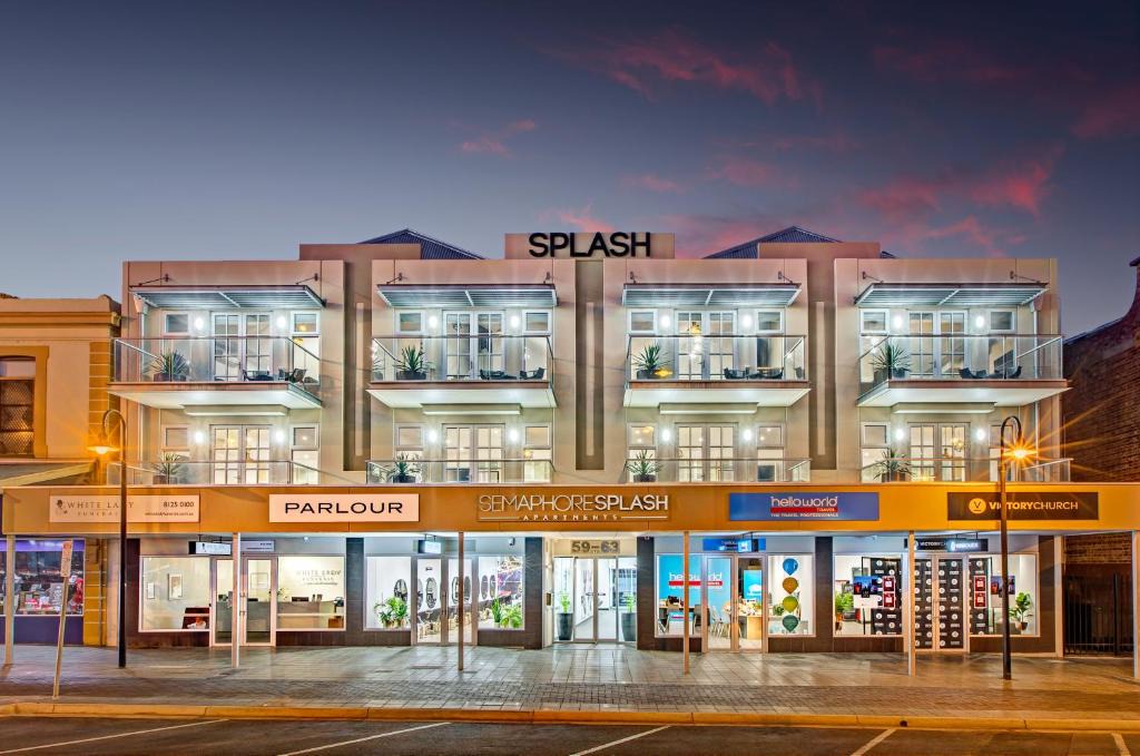 Semaphore Apartment | Semaphore Splash Apartments