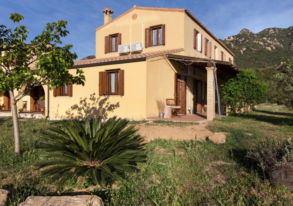 San Vito House | Semi-detached House with Wi-Fi, Air Conditioning, Garden and Pool; Pets Allowed; Parking Available