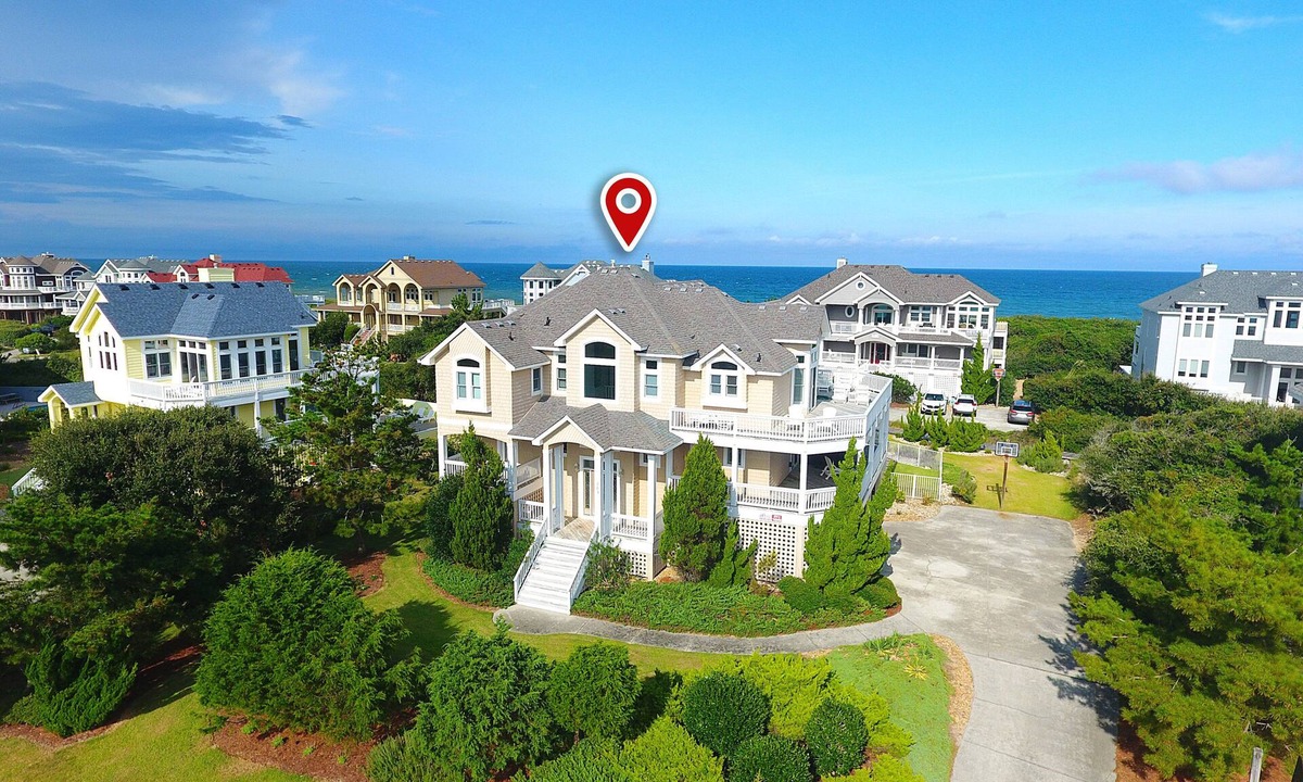 Pine Island House | Semi-Oceanfront, Yard, Private Pool, Close to Beach, Rec Rm, PI185, Sugar N Spice