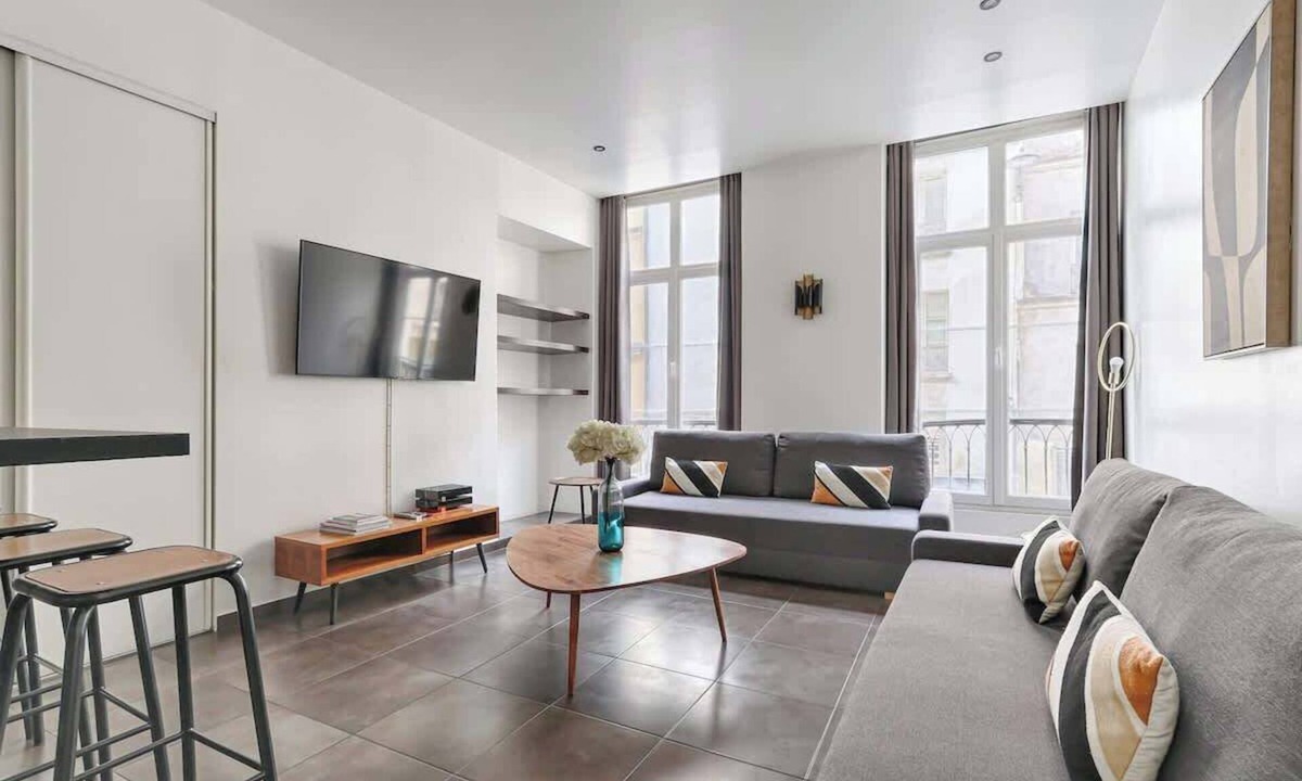 Strasbourg -Saint-Denis Apartment | Sentier Historical Center Charming Apartment 6P