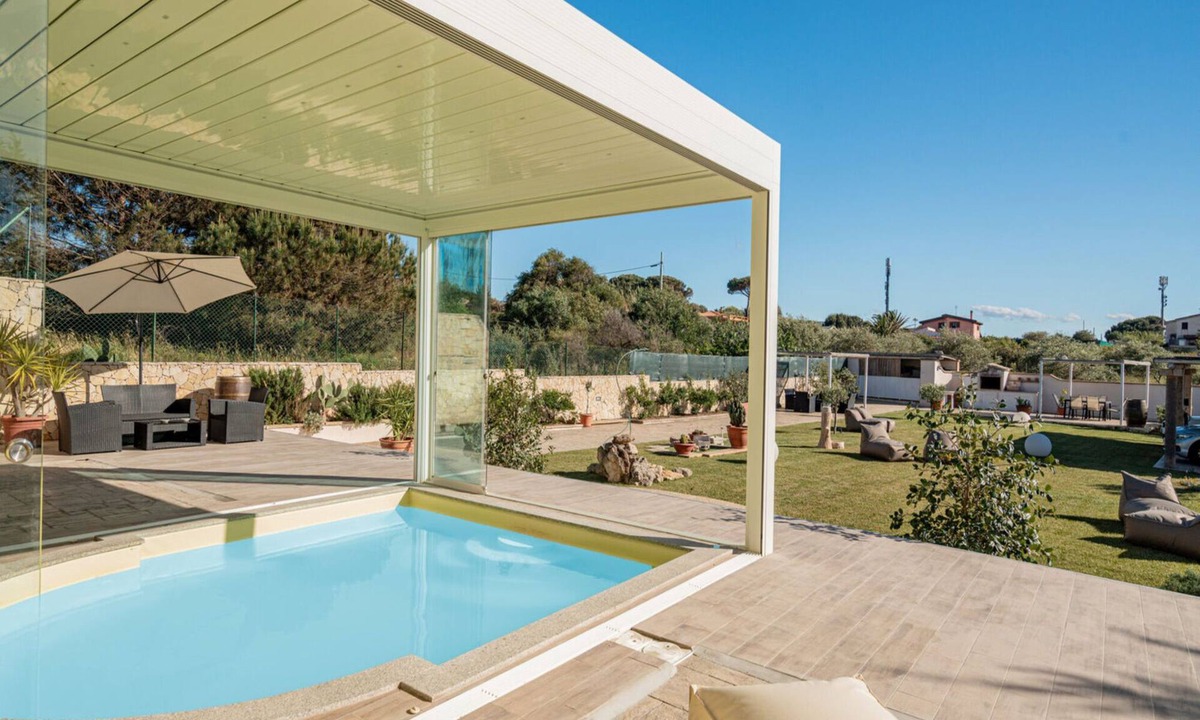 Eden Beach Apartment | Sentimentos by Interhome