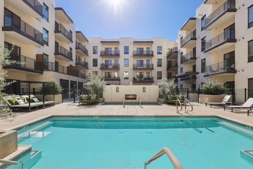 South Scottsdale Hotel | Sentral Old Town