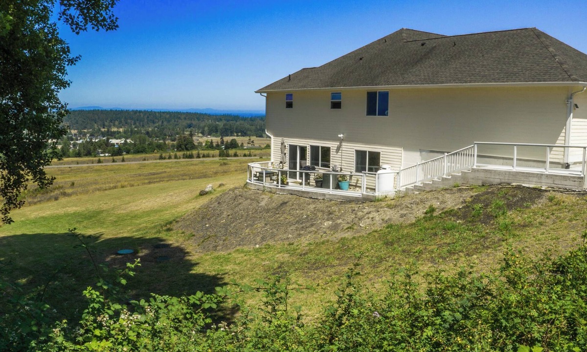 Sequim House | Sequim View Suite on Bell Hill - Strait Vista