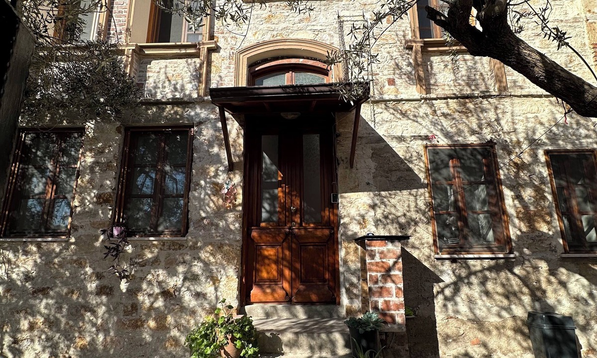 Ayvalik City Center House | Sera Pansiyon Ayvalık