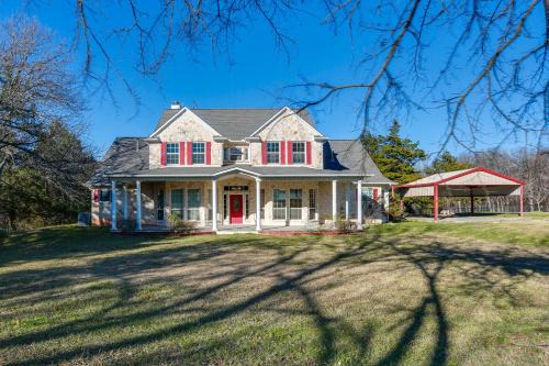 Westminster House | Serene 50-Acre Nature Retreat Near Melissa & Anna