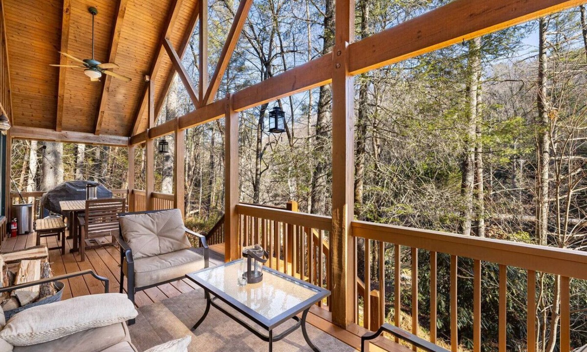 Brevard House | Serene Cabin Overlooking Pond on 66 Acres