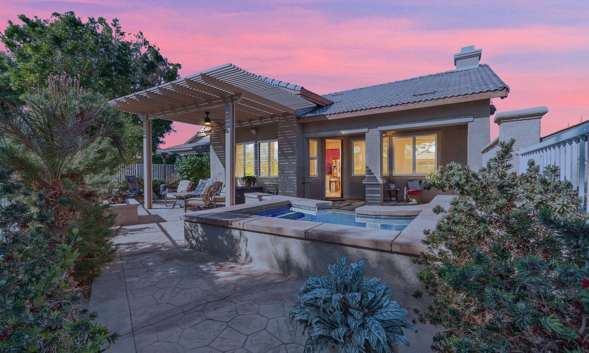 Indio House | Serene Golf Course Retreat w/Pool & Spa+ Game Room, Luxury Golf Course Retreat with Private Pool & S.