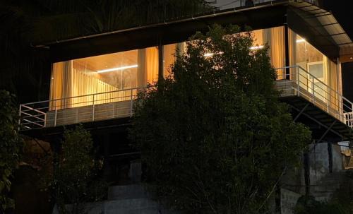 Anachal Hotel | Serene Mountains Munnar - Glass Villa
