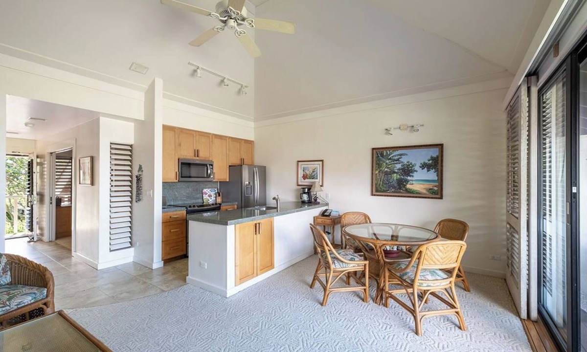 Poipu Hotel | Serene Ocean-View, Vaulted Ceilings, Private Lanai & Resort Access -Unit 27