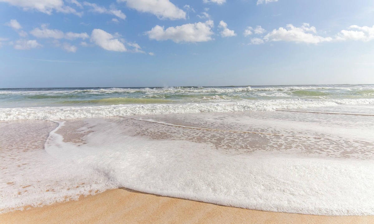 Vilano Beach Cottage | Serenity Now by Distinctive Beach Rentals