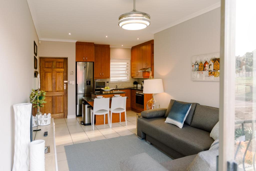 Jeffreys Bay Apartment | Serenity on Oribi