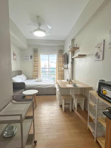 Cagayan de Oro Hotel | Serenity Stay Condo at 19th floor The Loop Tower Limketkai Center Lucky 19
