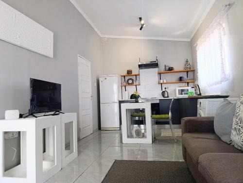 Gaborone Apartment | Serubi Cottage