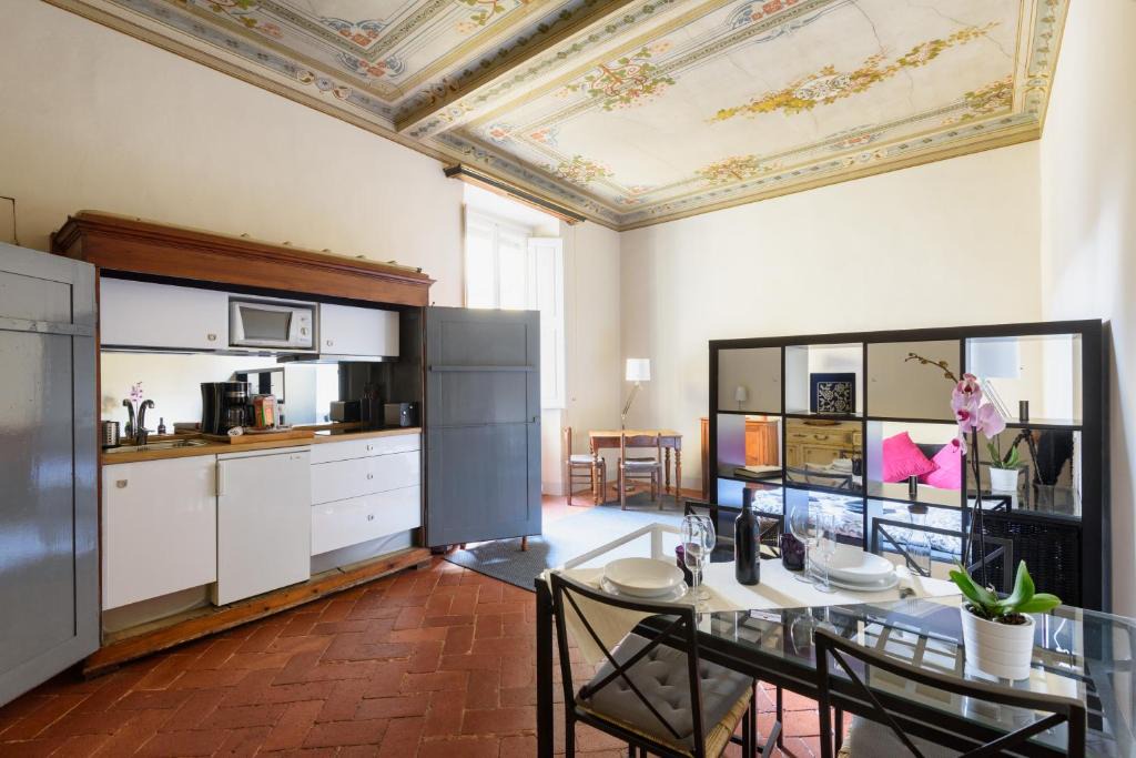 Duomo Apartment | Servi Apartment