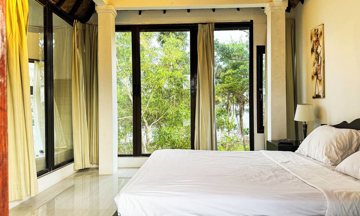 Seraya Barat Hotel | Seva Hotel