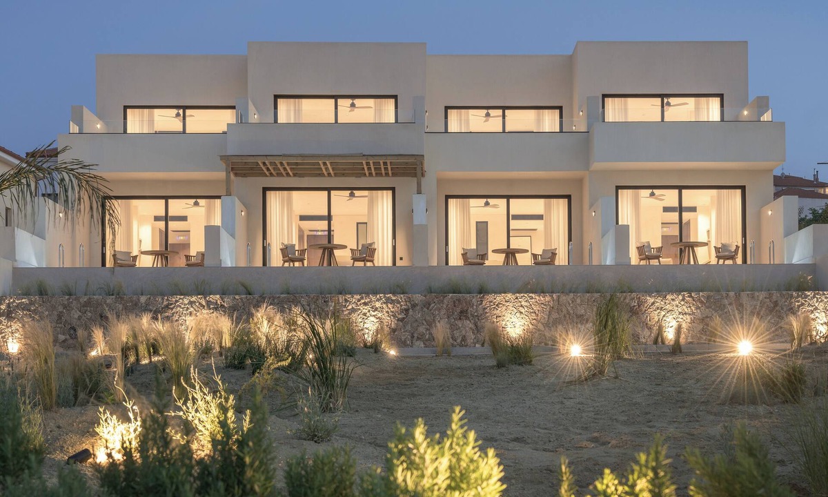 Paliouri Apartment | Seven Rocks Suites