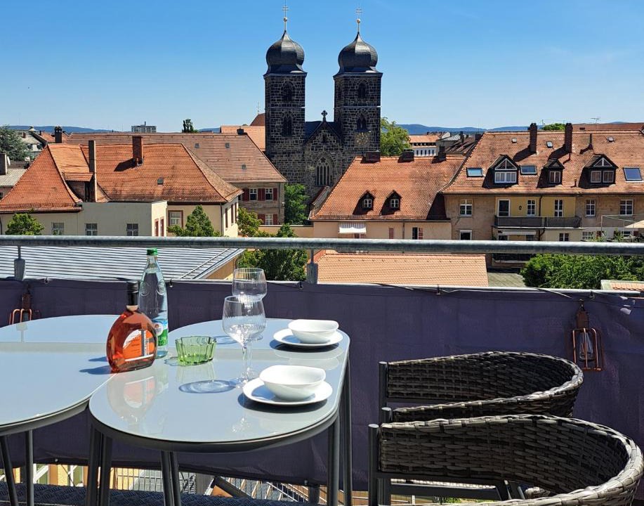 Bamberg Apartment | Sevenhills Bamberg Charmantes Dachgeschoss, Balkon, Bahnhofsnähe, Klimaanlage