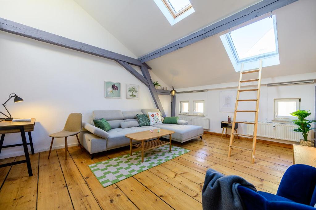 Bamberg Apartment | Sevenhills Bamberg Stadtapartment für 7 mit Balkon Altstadt-Lage
