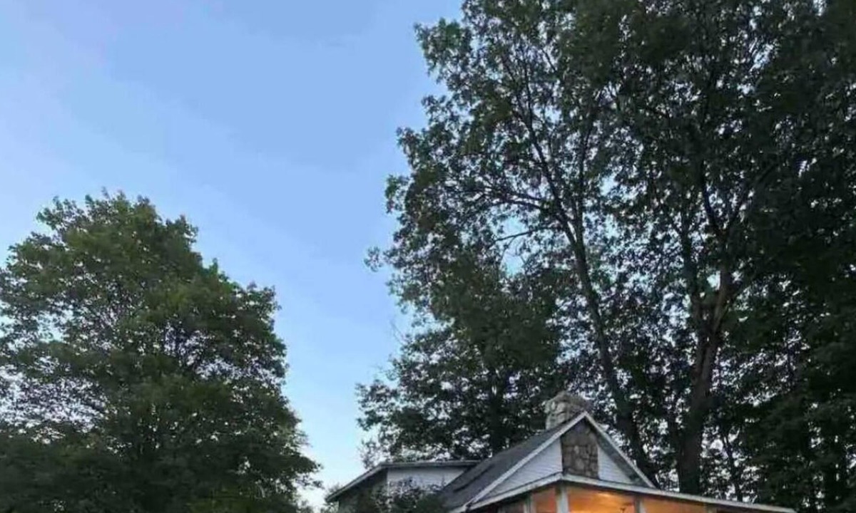 Lupton Cabin | Shady Shores Gillette Cabin Family/Pet friendly cabin on George Lake