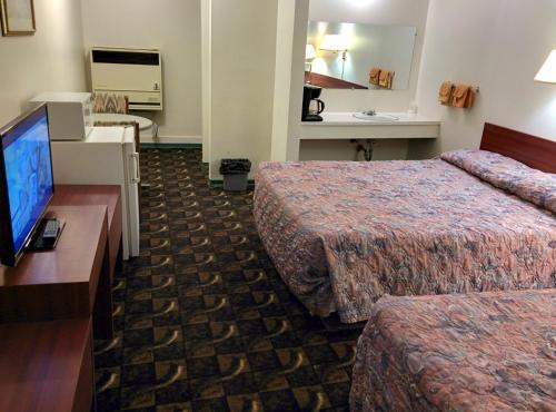 Valleyview Hotel | Shamrock Motel
