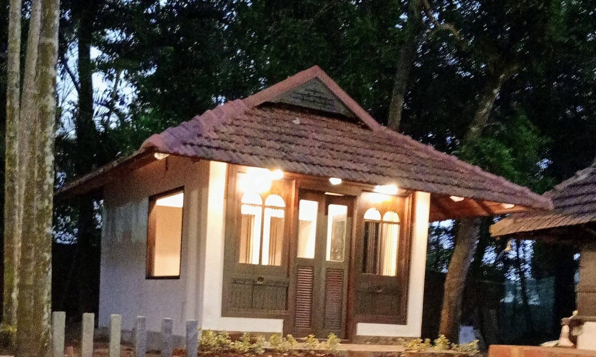 Andhakaranazhy Hotel | Shantitheeram Ayurveda