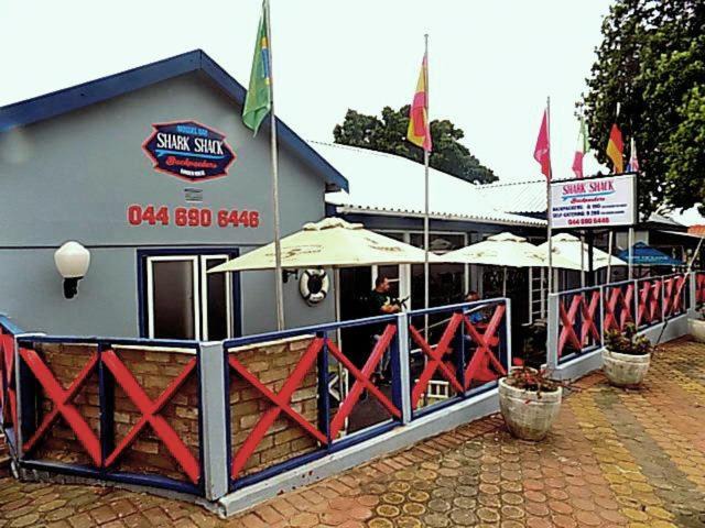 Mossel Bay Hotel | Shark shacks