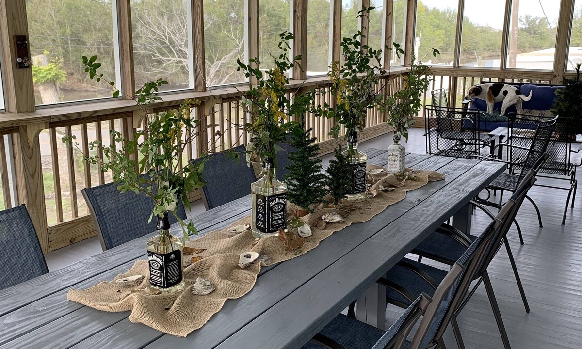 Delacroix House | Shell Beach: Beautiful Newly Completed Bayou Front Vacation House