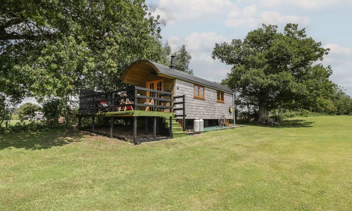 Congresbury House | Shepherd's Hut, Congresbury