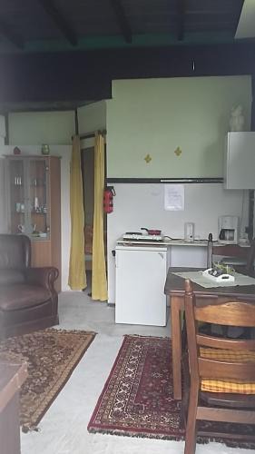 Euscheid House | shepherds cottage