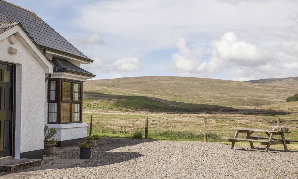 Omagh Cottage | Shepherds' Retreat