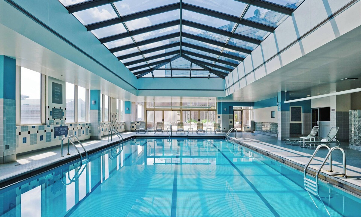 Metro Center Hotel | Sheraton Springfield Monarch Place Hotel