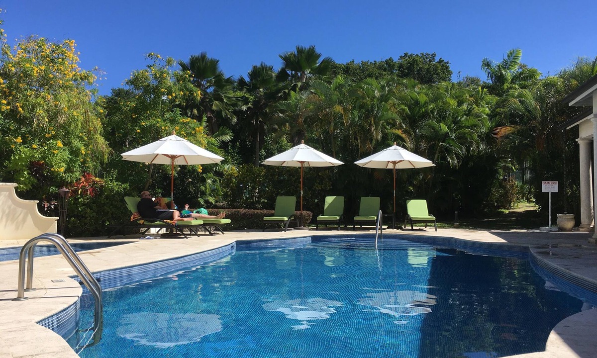 Little Battaleys Villa | * SHIMMERS * A stunning, stylish West coast villa close to Mullins beach