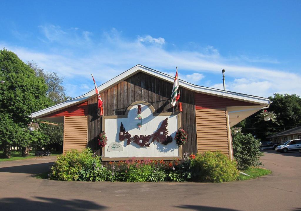 Summerside Hotel | Shine Motel