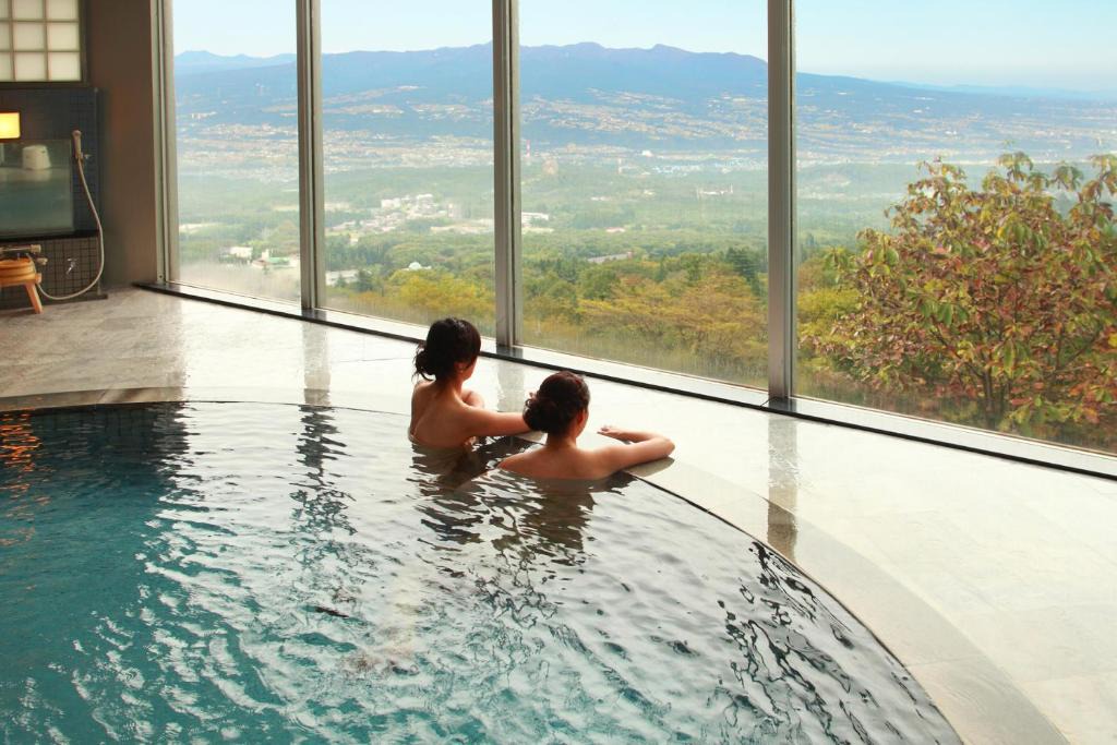 Harunako Onsen Hotel | Shinki