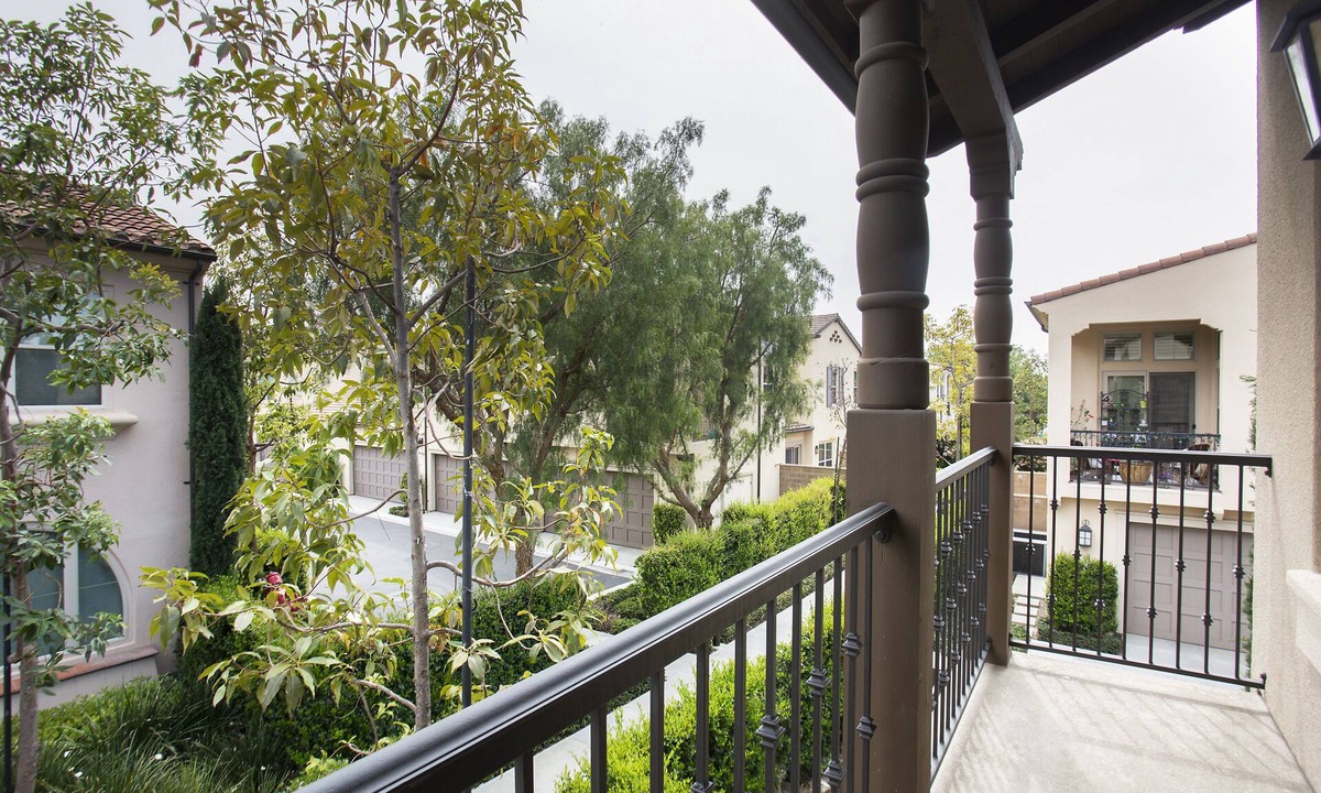 Stonegate House | Shooting Star on Overbrook