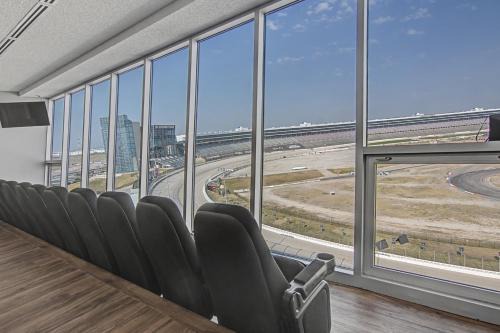 Fort Worth House | Shop & Dine: Fort Worth Condo w/Racetrack Views!