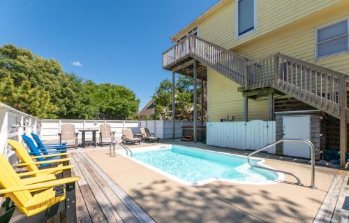Duck House | Shore is Fun - Duck, Poteskeet, Beach 480 Yds, 3 Min. Walk to Downtown, Pool, Hot Tub, YR Flex