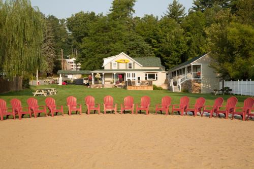 Lake George Hotel | Shore Meadows Lodge LLC