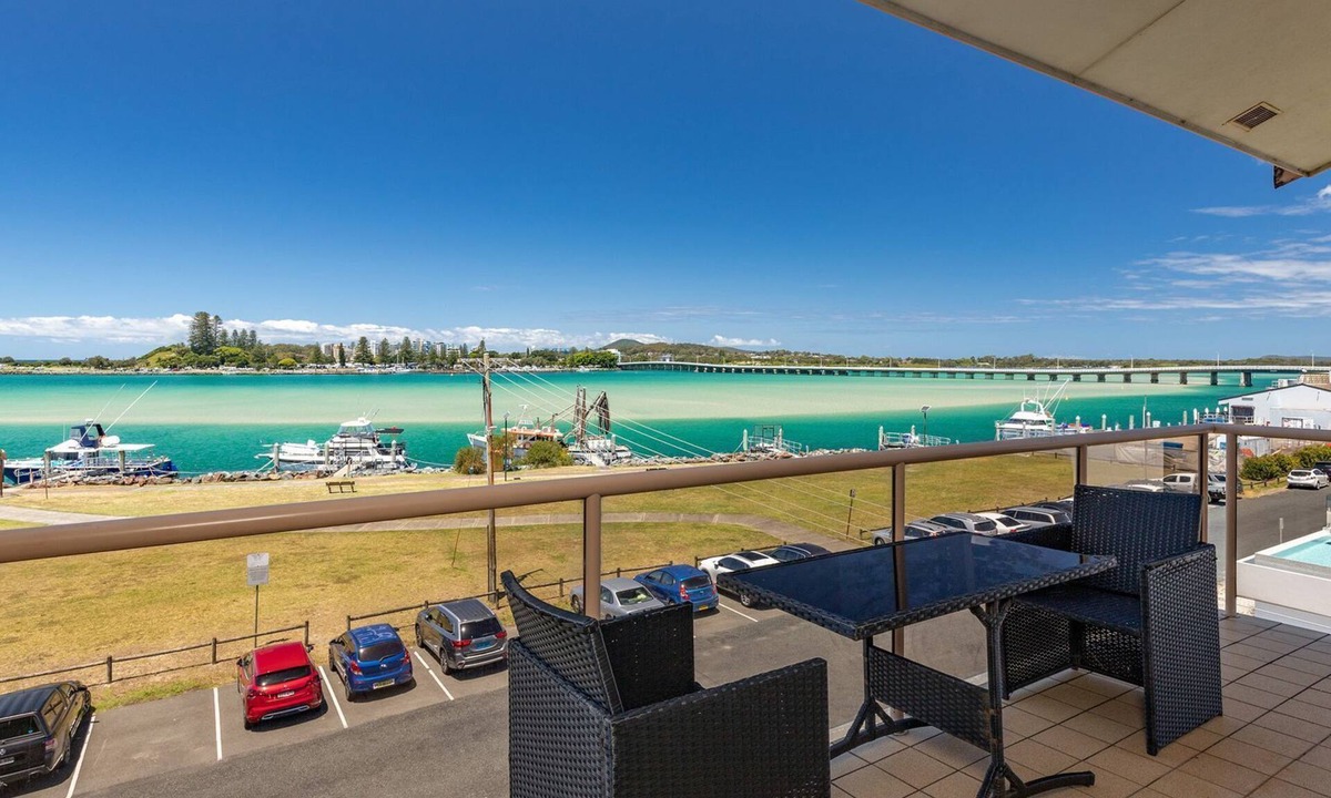 Tuncurry Apartment | Shoreline 7 - Unbeatable Views!