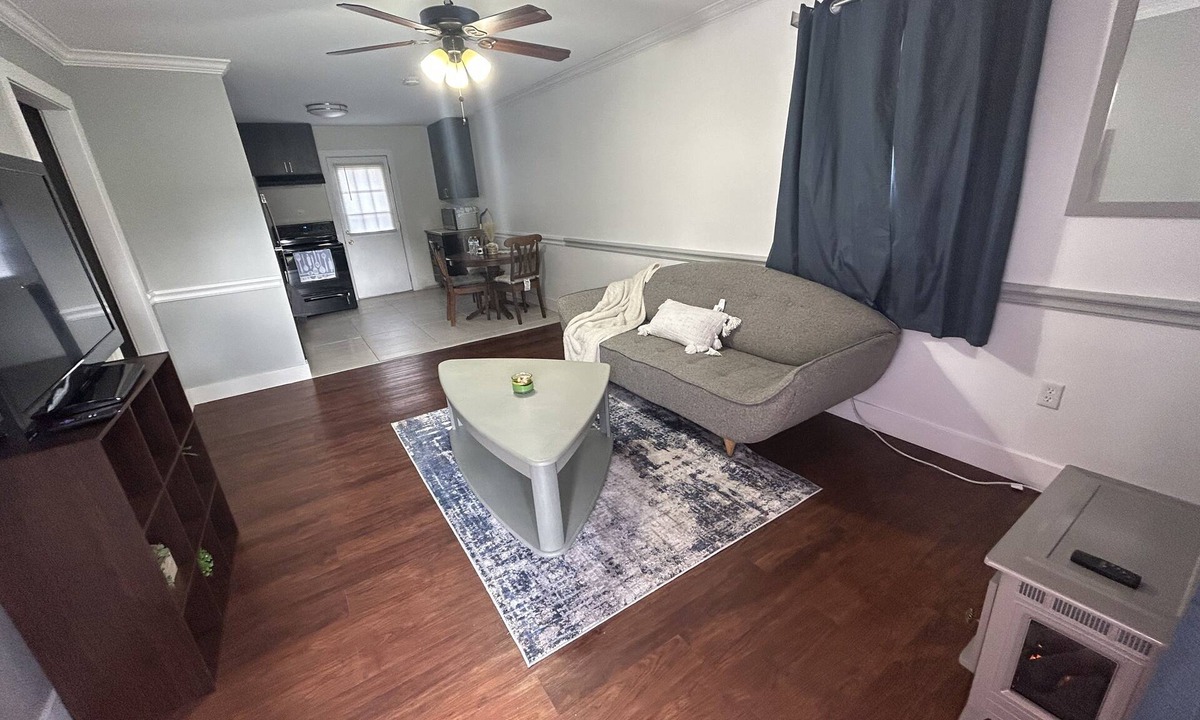 Charles Town Apartment | Short term 1bdrm apartment